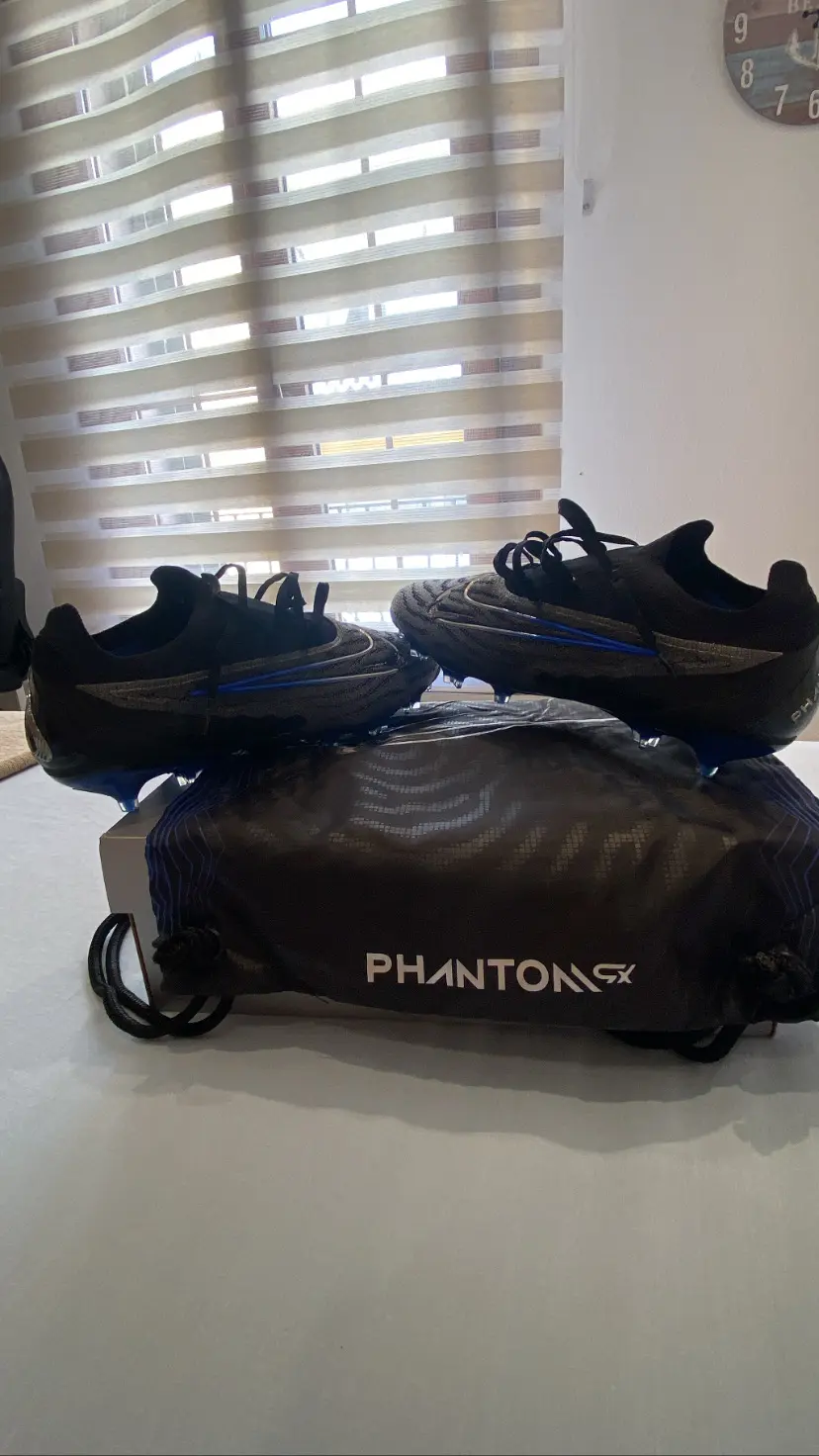 NIKE PHANTOM GX